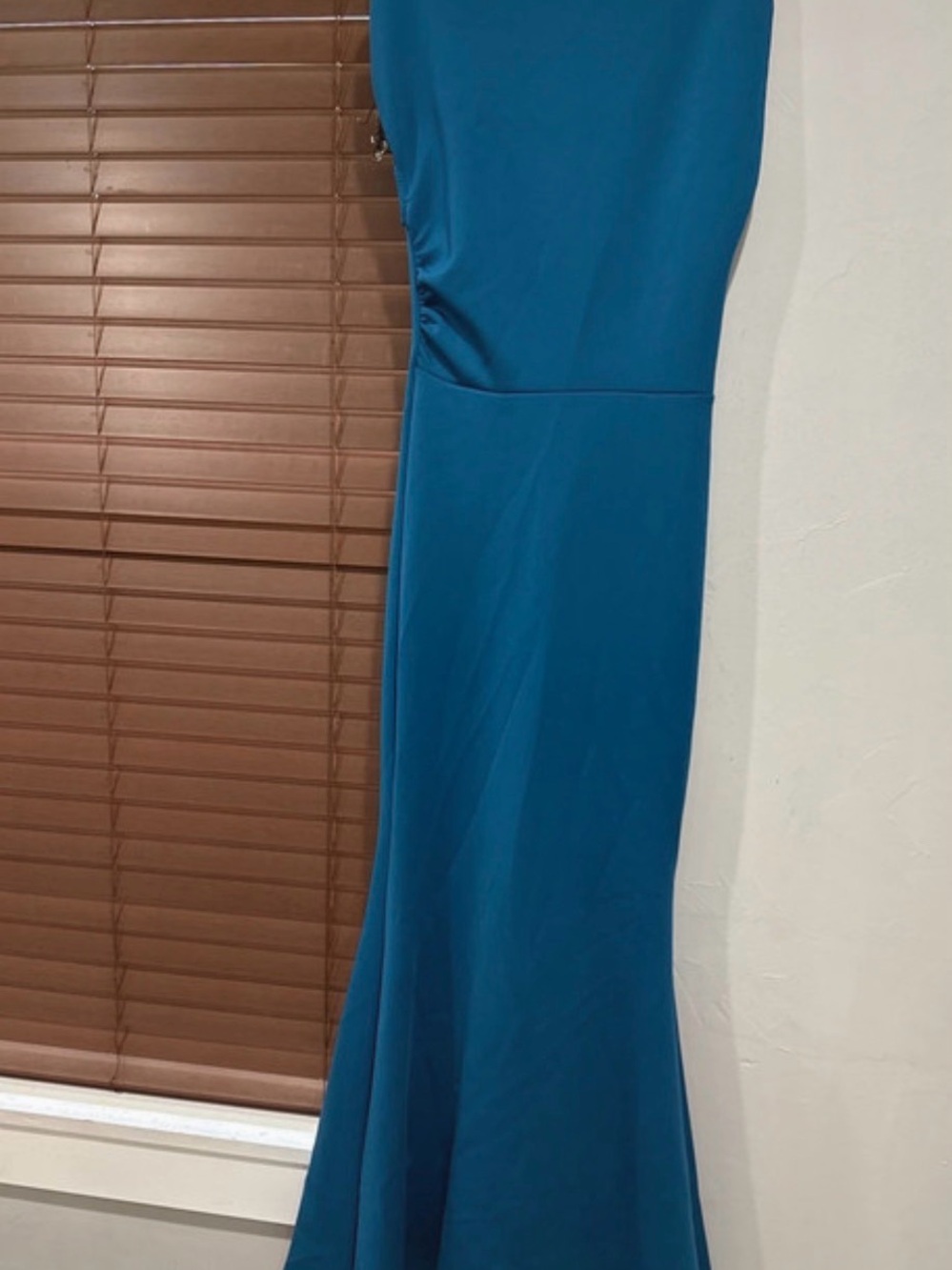 Woman’s size small formal mermaid dress